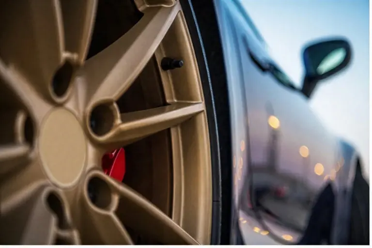 Respira Energía finaliza un proyecto de autoconsumo y almacenamiento con baterías para Black Premium Cars en Madrid